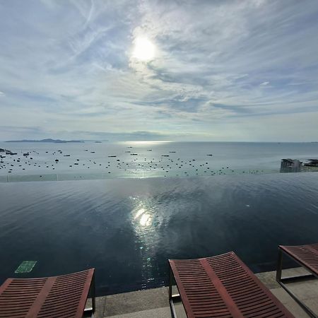 Centric Sea Pattaya Bed & Breakfast エクステリア 写真